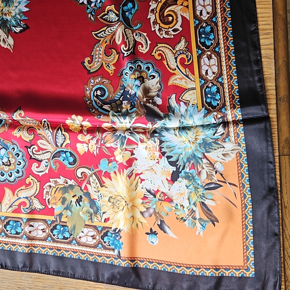 Scarf - Picture 2 of 2